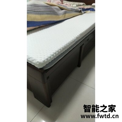 说说区别泰嗨和talatex哪个好，区别不同点大不大！ 
