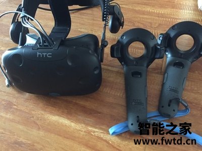 HTC VIVE CE 虚拟现实VR头盔眼镜怎么样？使用七天就后悔？？