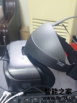 内幕曝光奇遇VR 2S 胶片灰vr眼镜好用吗？垃圾不垃圾？