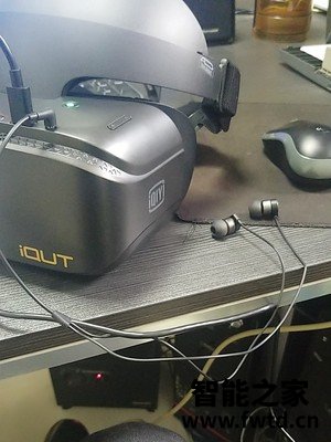内幕曝光奇遇VR 2S 胶片灰vr眼镜好用吗？垃圾不垃圾？
