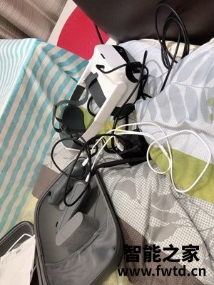 很想知道Pico Neo2 Lite套装VR眼镜一体机怎么样？使用感受遇鬼如何？