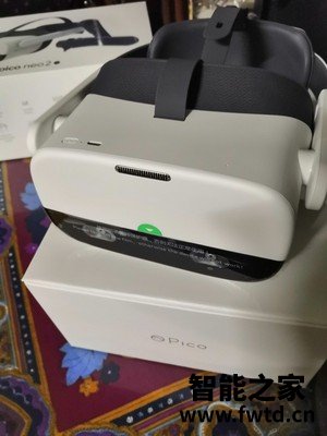 很想知道Pico Neo2 Lite套装VR眼镜一体机怎么样？使用感受遇鬼如何？
