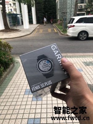 6个月亲测佳明Fenix5S+ Plus运动户外手表怎么样？有哪些优缺点？？