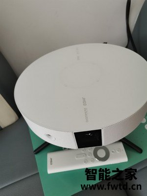 极米激光投影皓LUNE 4KWIFI投影仪怎么样能不能入手？大家都说质量太烂？？ 