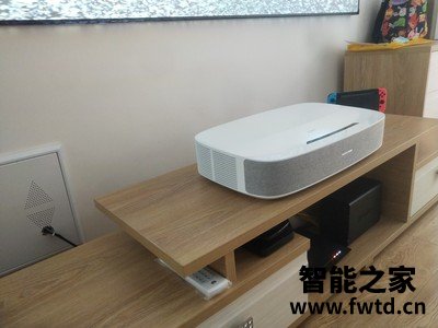 极米激光投影皓LUNE 4KWIFI投影仪怎么样能不能入手？大家都说质量太烂？？ 