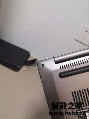 真心话机械革命S2怎么样,使用一个月后吐槽!!!【质量大揭秘 真心话机械革命S2怎么样,使用一个月后吐槽!!!【质量大揭秘