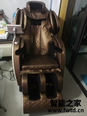 问下对比傲胜880和奥佳华7808哪个好些，有什么区别如何选择！