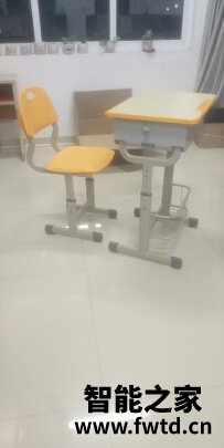 梦多福儿童课桌怎么样?用后两周感受!!【重新评价 梦多福儿童课桌怎么样?用后两周感受!!【重新评价