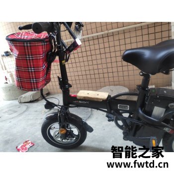 【感觉吐槽】台铃豹子和雅迪锐致选究竟哪个好？为什么后悔买晚了! 