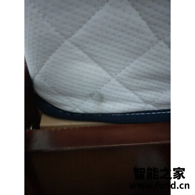 雅兰深睡智享和尊享区别有啥，目前入手哪个好些！ 