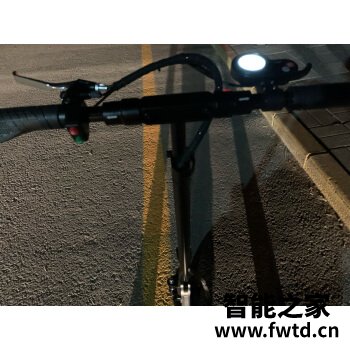 对比选择评测：台铃轻卡和爱玛AM1对比哪个好？为什么后悔买晚了! 