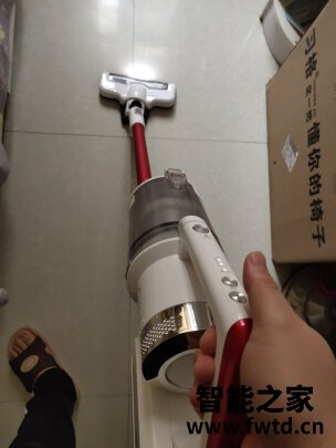 亲身试用体验顺造和戴森哪个更好？？看这篇评测文章就够了！ 