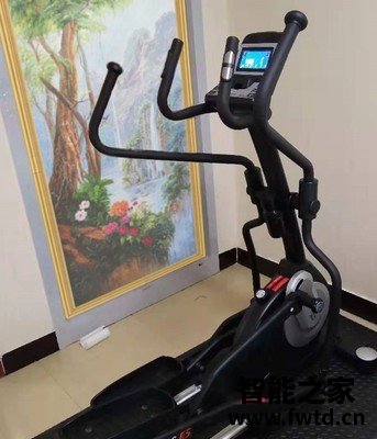 实力比拼：力雅特E5怎么样?最真实的经验分享! 