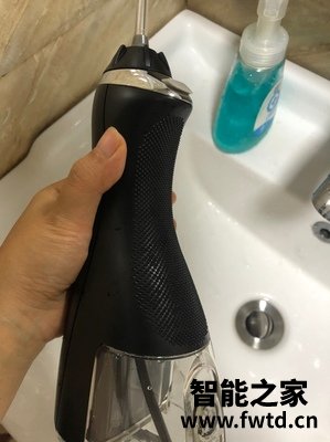 洁碧电动冲牙器GS9-14真实感受揭秘，多少人不看这里被忽... 