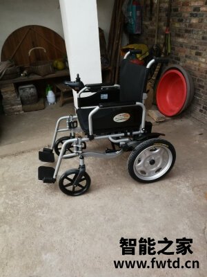 英洛华电动轮椅全方位点评！质量好坏测评 