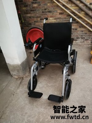 英洛华电动轮椅全方位点评！质量好坏测评 