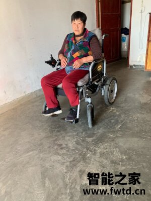英洛华电动轮椅全方位点评！质量好坏测评 