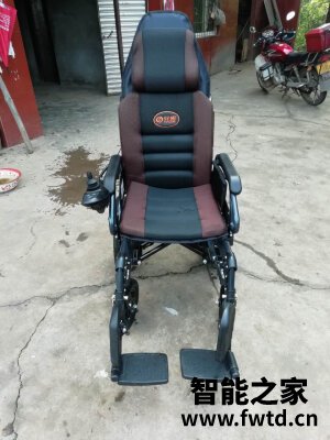 好哥电动轮椅W680使用一个月优缺点分析！真实参考 