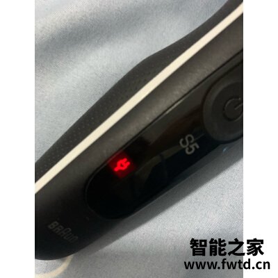 飞利浦s7735和s8050哪个好点？区别不同点都有什么！【性价比高！】！