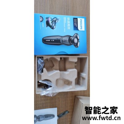 飞利浦s7735和s8050哪个好点？区别不同点都有什么！【性价比高！】！