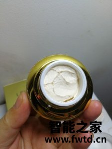 贵妇膏有什么功效,烟酰胺焕颜宫廷贵妇膏怎么样 