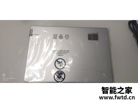 联想thinkpade15和联想小新哪个好啊，区别很小么？用了两星期心得分享！