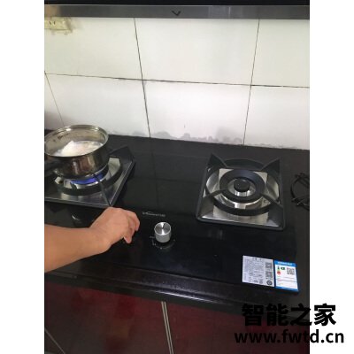 用过的如何看方太油烟机jcd2和jcd7哪个更好，有什么区别？说说如何做出选择