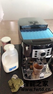 交流真相:德龙 ECAM22.110.B怎么样?听说质量很烂真的吗? 