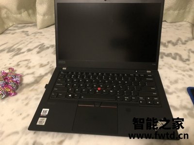 揭秘感受：联想ThinkPad P14s 2020款好吗怎么样？这个好不好!!使用一个月感