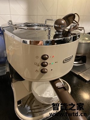 德龙ECO310咖啡机真的不错,但别买假货! 德龙ECO310咖啡机真的不错,但别买假货!