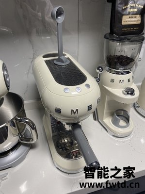 斯麦格ECF01复古咖啡机买了真后悔?后怕再上当?? 斯麦格ECF01复古咖啡机买了真后悔?后怕再上当??