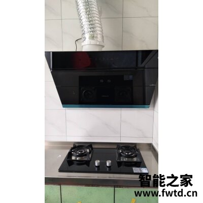 老板27a2和25x1哪个好？到手感觉区别大吗！【性价比高！】！