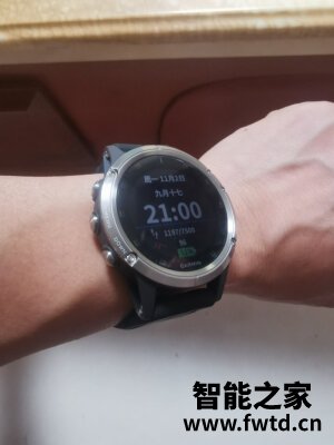 佳明Fenix5plus怎么样??一个月使用彻底后悔吗 佳明Fenix5plus怎么样??一个月使用彻底后悔吗