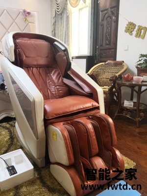 荣泰RT6910S按摩椅质量曝光，后悔出手？ 