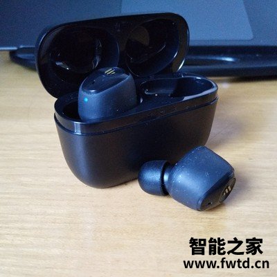 jbl reflect mini nc 太空舱是否值得呢,到底怎么样?不错的选择啦! jbl reflect mini nc 太空舱是否值得呢,到底怎么样?不错的选择啦!