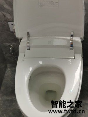 大白马桶怎么样?一招分真假,冤枉钱千万别乱花 大白马桶怎么样?一招分真假,冤枉钱千万别乱花
