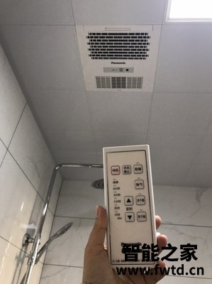 松下风暖浴霸TB30看看大家的吐槽,优缺点曝光 松下风暖浴霸TB30看看大家的吐槽,优缺点曝光