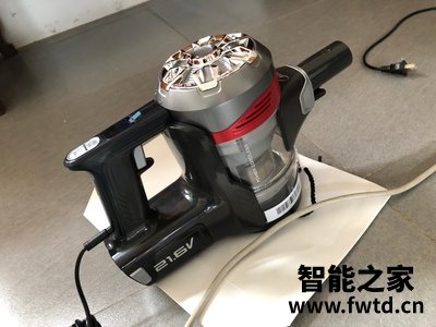 小狗T12Pro和plus storm哪个更好,区别很大吗如何选! 小狗T12Pro和plus storm哪个更好,区别很大吗如何选!
