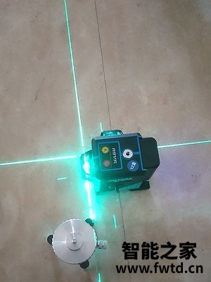亚固12线红外线水平仪多比比就没错,我后悔买晚了 亚固12线红外线水平仪多比比就没错,我后悔买晚了