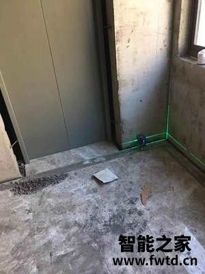 亚固12线红外线水平仪多比比就没错,我后悔买晚了 亚固12线红外线水平仪多比比就没错,我后悔买晚了