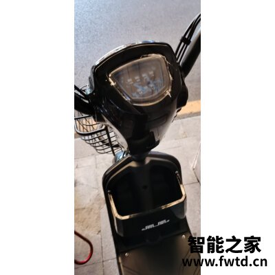 雅迪电动车f3和正步D4区别很小么,大家说说选择哪个好! 雅迪电动车f3和正步D4区别很小么,大家说说选择哪个好!