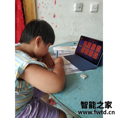 步步高家教机s5pro和优学派x9哪个好?有区别吗选择难不难!! 步步高家教机s5pro和优学派x9哪个好?有区别吗选择难不难!!