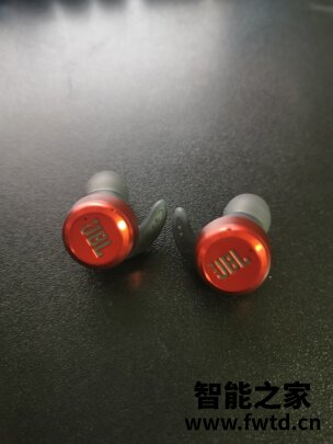 JBL REFLECT X600TWS质量差不差?使用半年说说我的感受 JBL REFLECT X600TWS质量差不差?使用半年说说我的感受