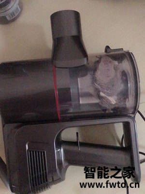 小狗无线手持式吸尘器T11Pro真实使用感受,不看后悔 小狗无线手持式吸尘器T11Pro真实使用感受,不看后悔