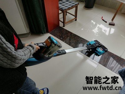 飞利浦吸尘器FC6729优缺点曝光,真实评测 飞利浦吸尘器FC6729优缺点曝光,真实评测