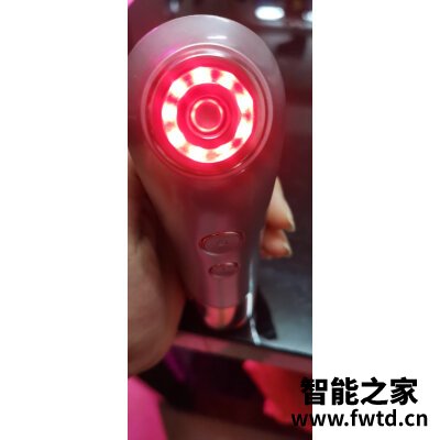 雅萌ace和10t的区别对比区别哪个好点,划算不划算! 雅萌ace和10t的区别对比区别哪个好点,划算不划算!