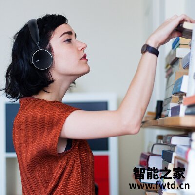 商家透露爱科技y500wireless和索尼h800有什么不同?对比哪款性价比更高 商家透露爱科技y500wireless和索尼h800有什么不同?对比哪款性价比更高