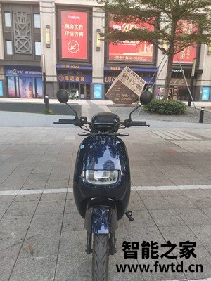 绿驹电动车YOU-8全方位暴力评测,不看后悔 绿驹电动车YOU-8全方位暴力评测,不看后悔