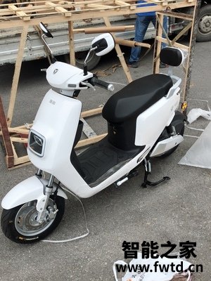 雅迪石墨烯电动车E1用后一个月告诉大家真相,大家使用报告 雅迪石墨烯电动车E1用后一个月告诉大家真相,大家使用报告