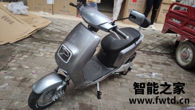 雅迪石墨烯电动车E1用后一个月告诉大家真相,大家使用报告 雅迪石墨烯电动车E1用后一个月告诉大家真相,大家使用报告